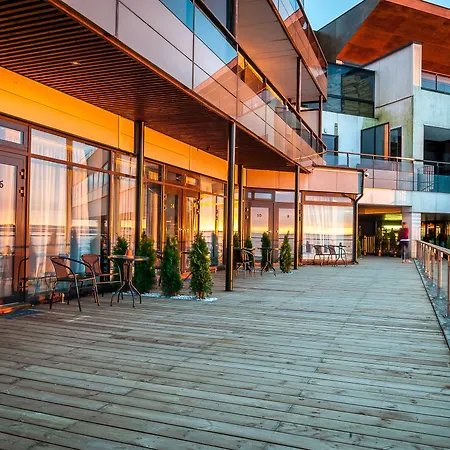 Pirita & Hotel Tallin