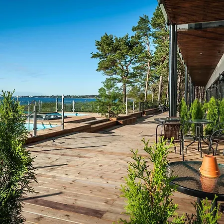 Hotell Pirita & 3*
