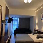 Hotel Pirita & 3*