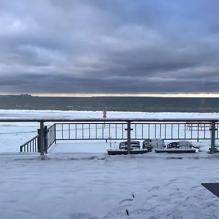 Pirita & Отель 3*